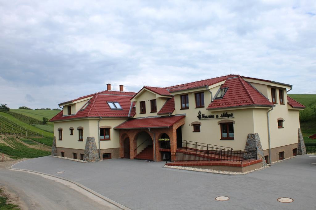 Penzion U Sklepu 호텔 Hovorany 외부 사진